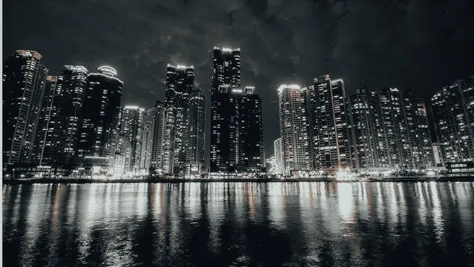 如何自w到高c详细图 - 城市之光：霓虹背后的人间烟火